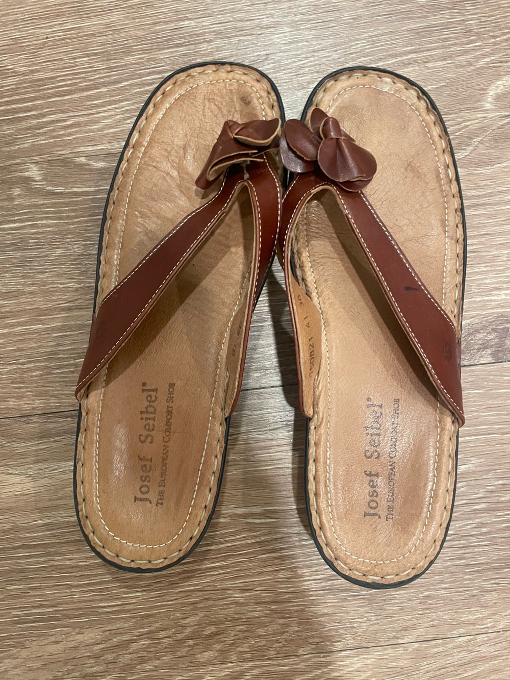 Josef Seibel Brown Leather Floral Thong Sandals